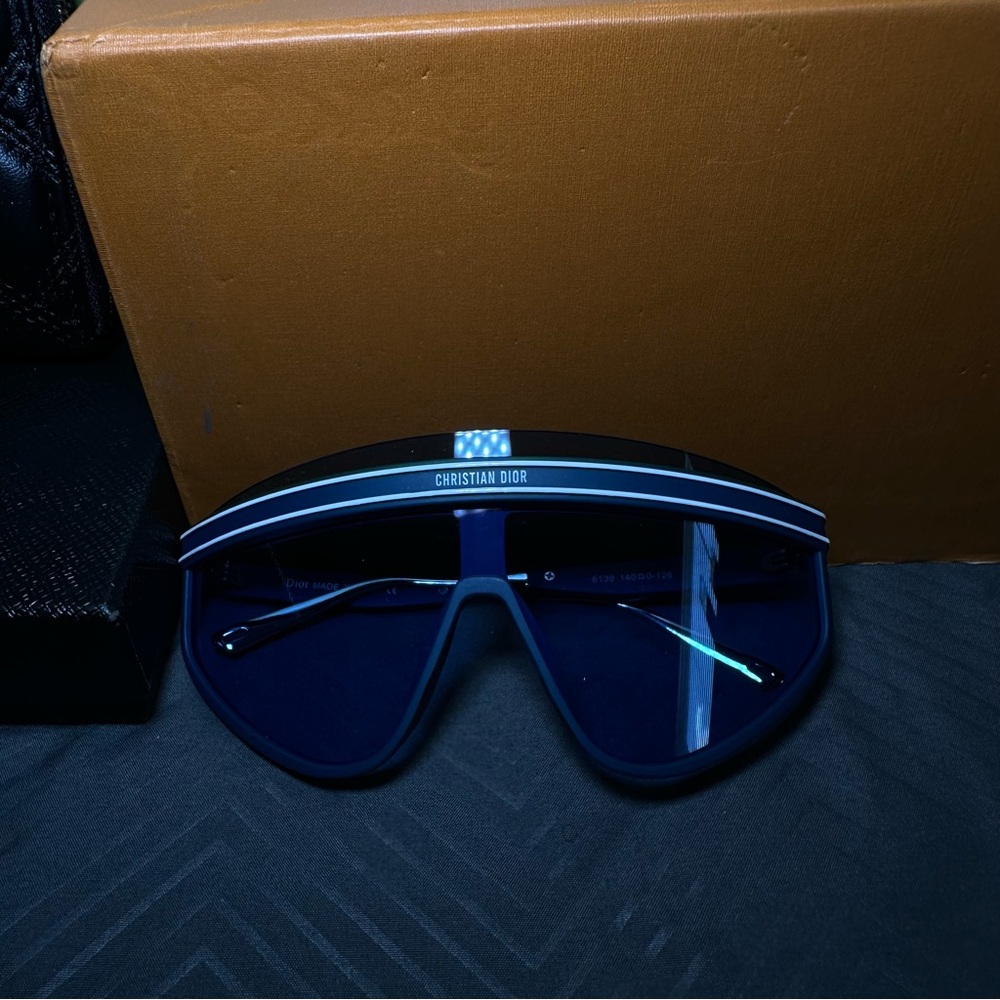 Dior Women's Blue and Black Sunglasses